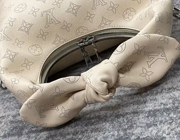 Cheap VUITTON LOUIS WHY KNOT PM 0627